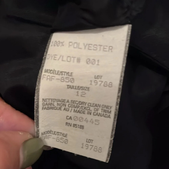 LOUBEN 🇨🇦 vintage long Blazer women’s 12 TALL black on black delicate stripes - Picture 6 of 9